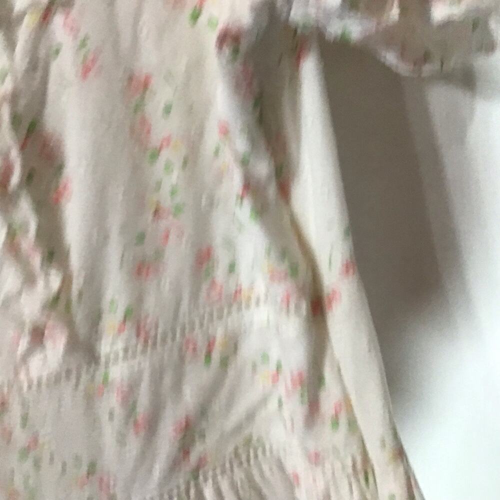 Romantic White Floral Maxi Dress with Puff Sleeves - Picture 6 of 12